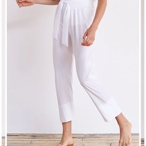 This Is Aday Easy Days Pants in white